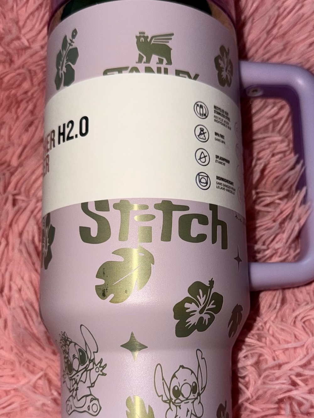 Stanley x Disney Lilo & Stitch “Ohana Means Family” 40oz FlowState Quencher H2.0